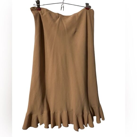 Zara Dresses & Skirts - New Zara skirt